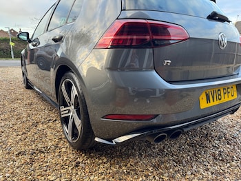 Used Volkswagen Golf 2018 for sale - 78976551: Photo