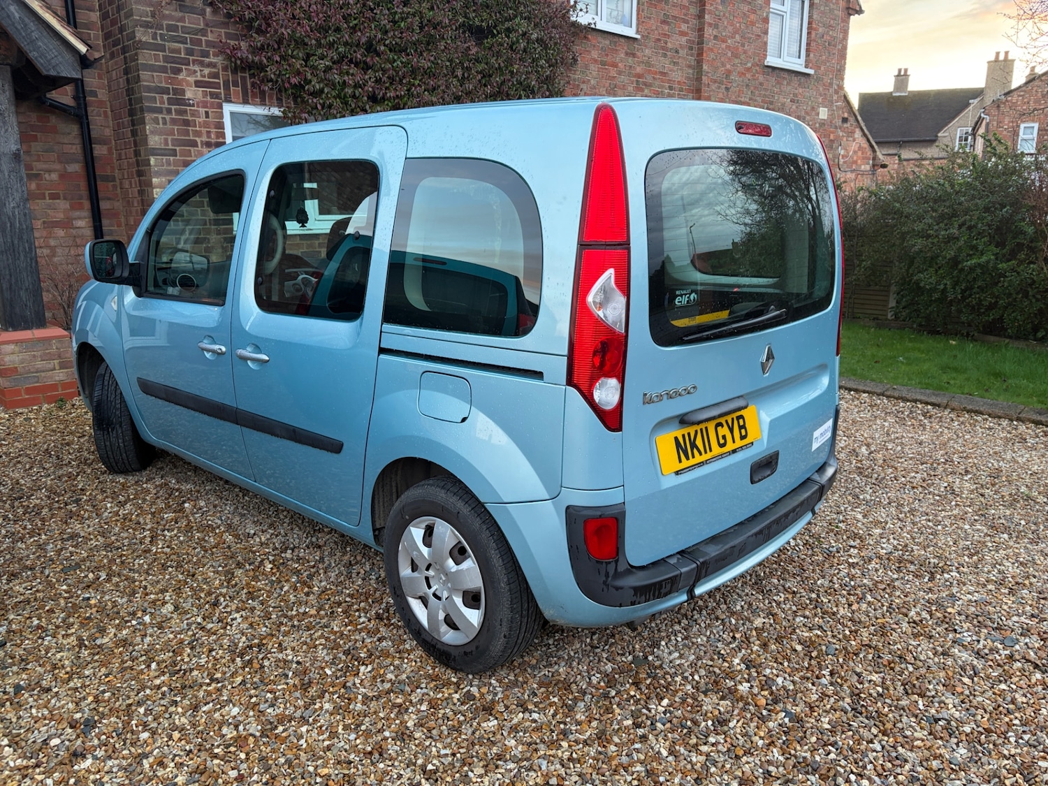 Used Renault Kangoo 2011 for sale - 77707798: Photo 2