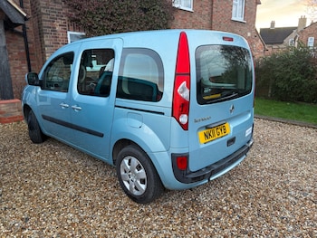Used Renault Kangoo 2011 for sale - 77707798: Photo