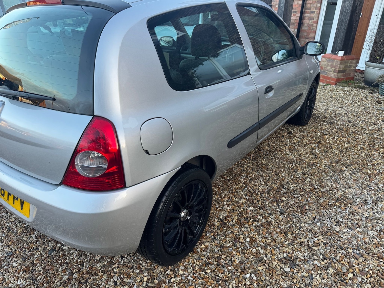 Used Renault Clio 2008 for sale - 78139749: Photo 2