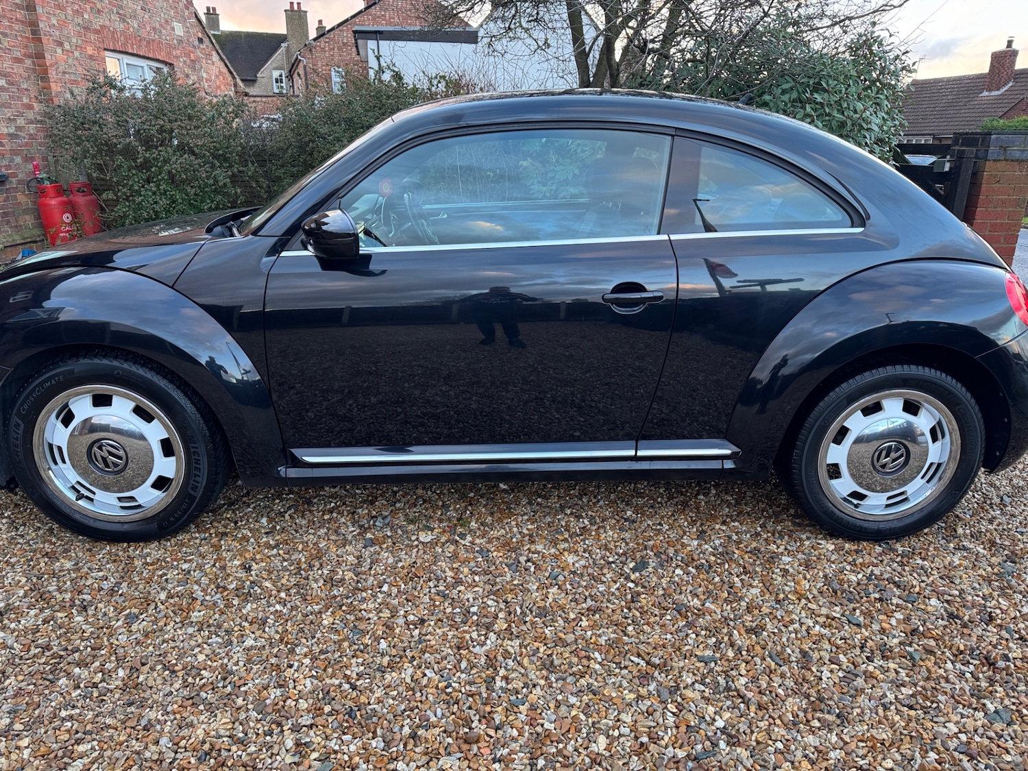 Used Volkswagen Beetle 2012 for sale - 77225930: Photo 3