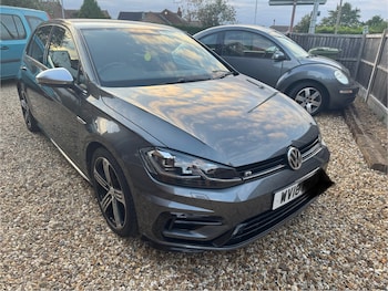 Used Volkswagen Golf 2018 for sale - 75753598: Photo
