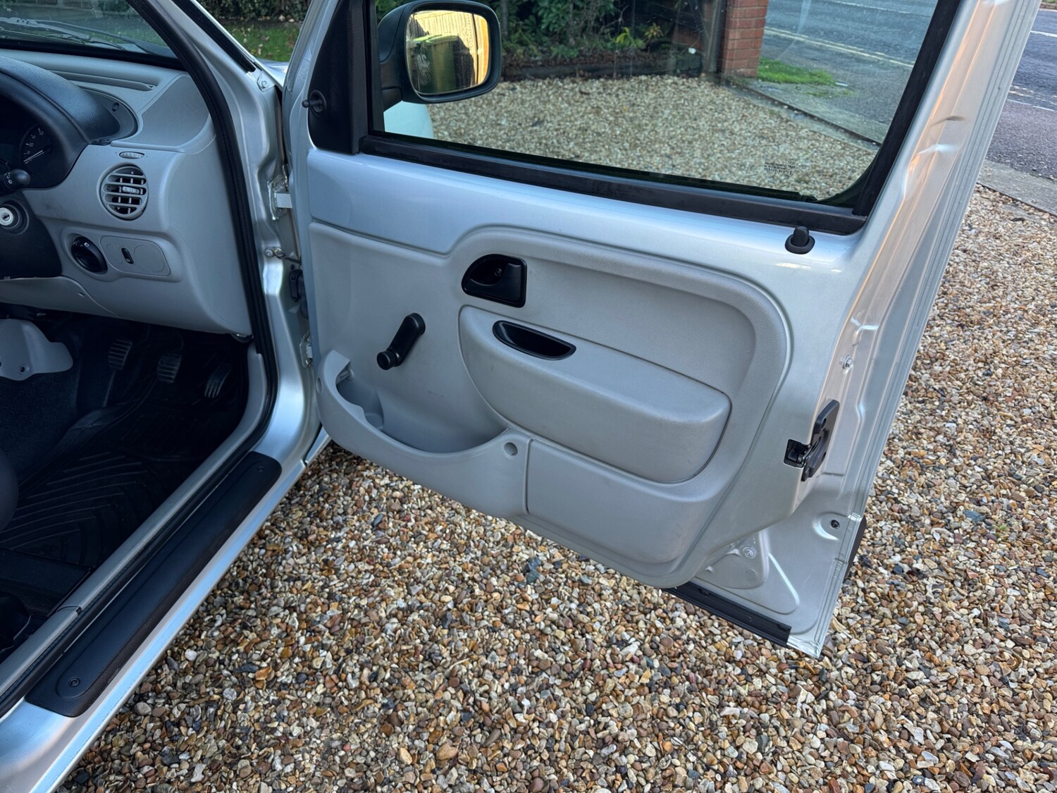 Used Renault Kangoo 2008 for sale - 77789423: Photo 5