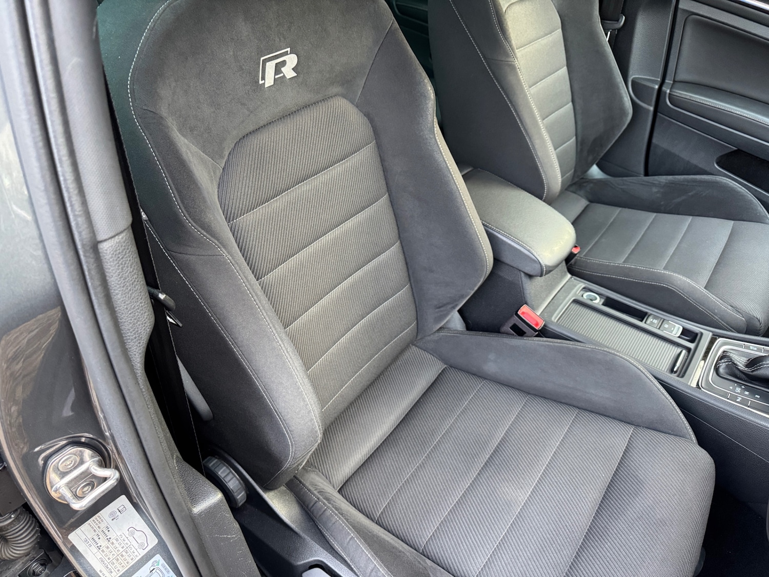 Used Volkswagen Golf 2018 for sale - 77558815: Photo 17