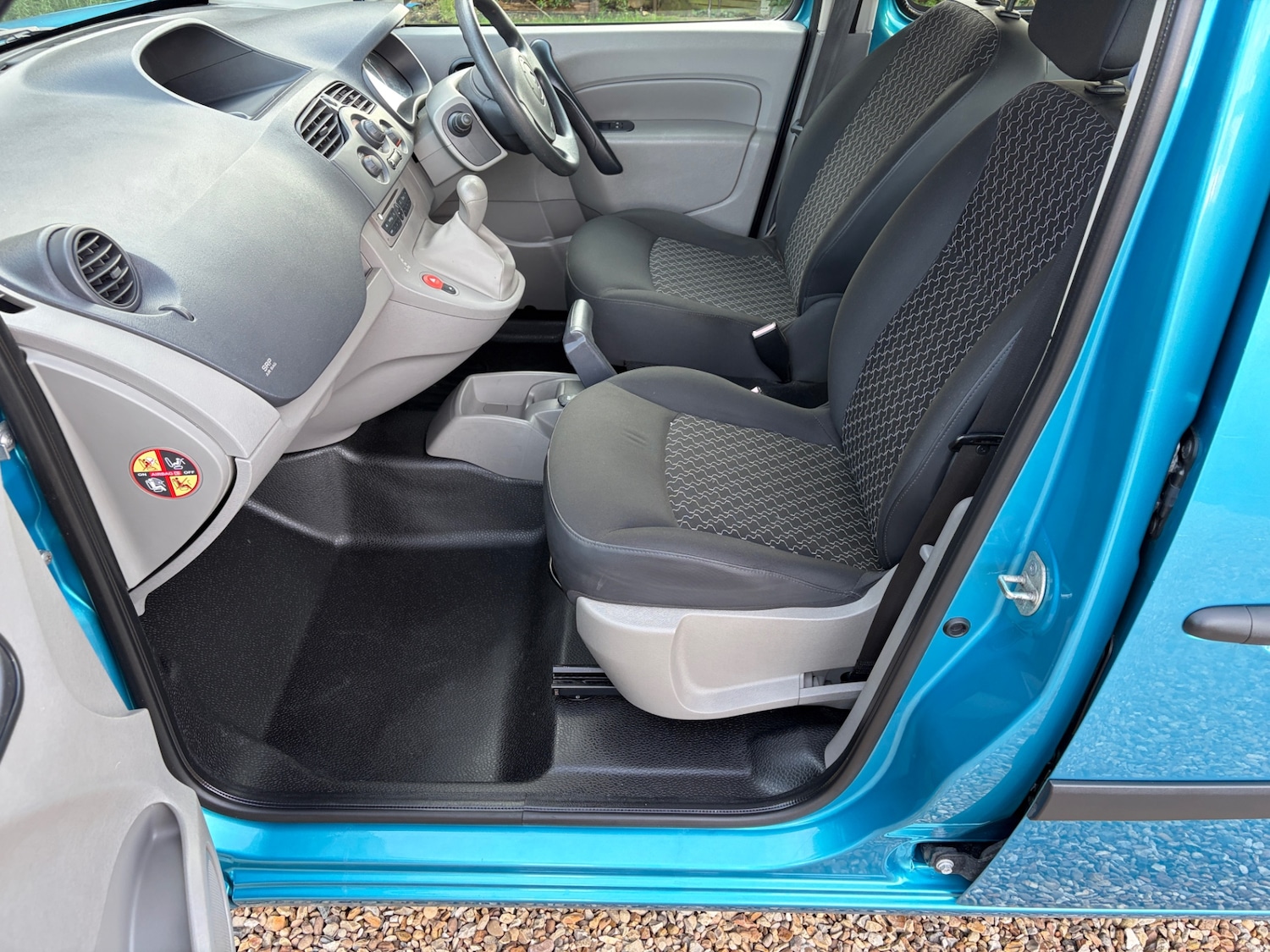 Used Renault Kangoo 2010 for sale - 78011240: Photo 3