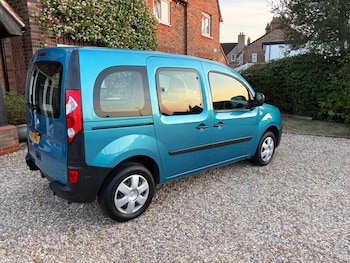 Used Renault Kangoo 2010 for sale - 79333127: Photo