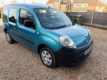 Used Renault Kangoo 2010 for sale - 79528665: Photo