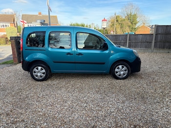 Used Renault Kangoo 2010 for sale - 79528665: Photo
