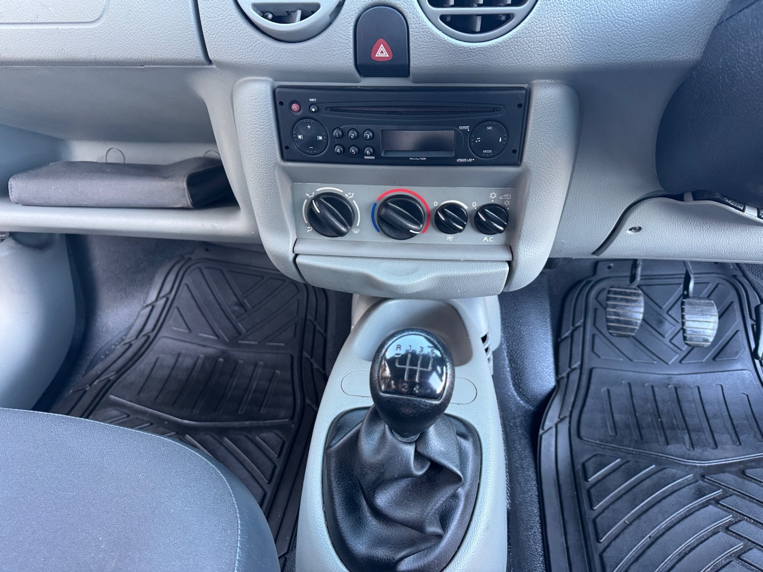 Used Renault Megane 2009 for sale - 77245250: Photo 16