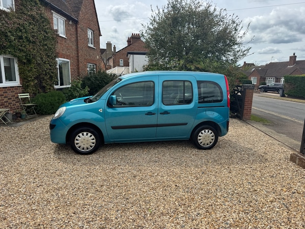 Used Renault Kangoo 2010 for sale - 75313901: Photo 17
