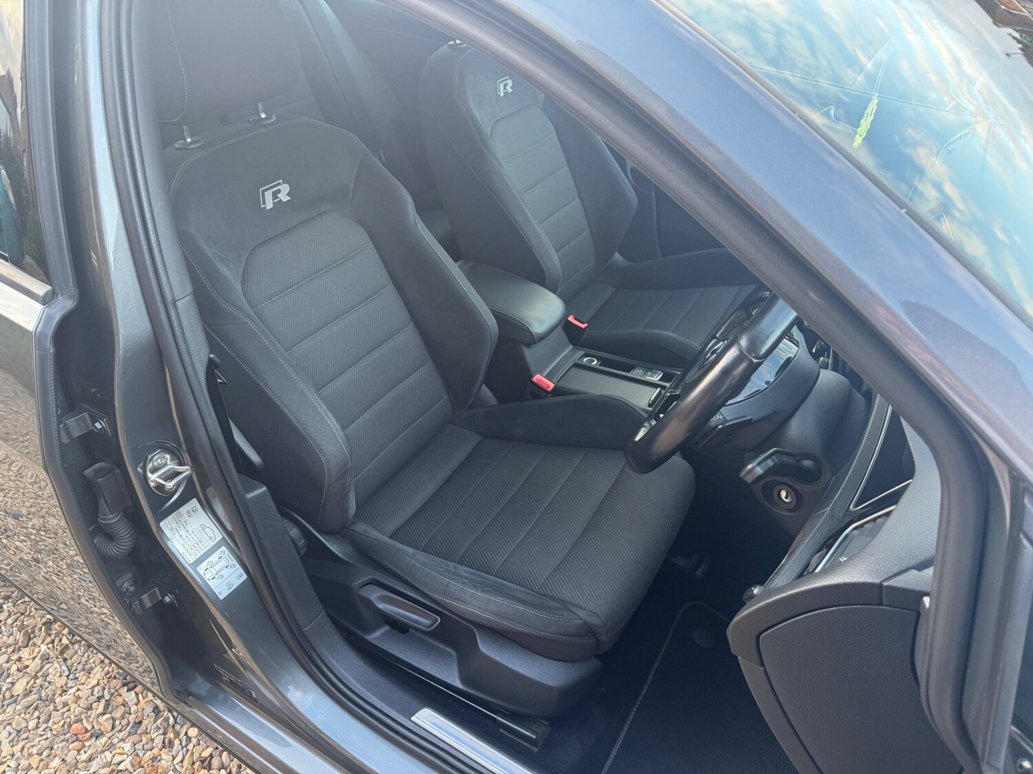 Used Volkswagen Golf 2018 for sale - 75982404: Photo 20