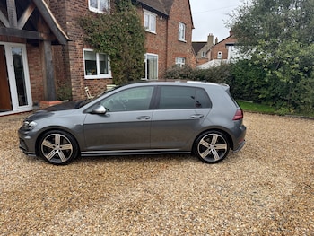 Used Volkswagen Golf 2018 for sale - 75982404: Photo