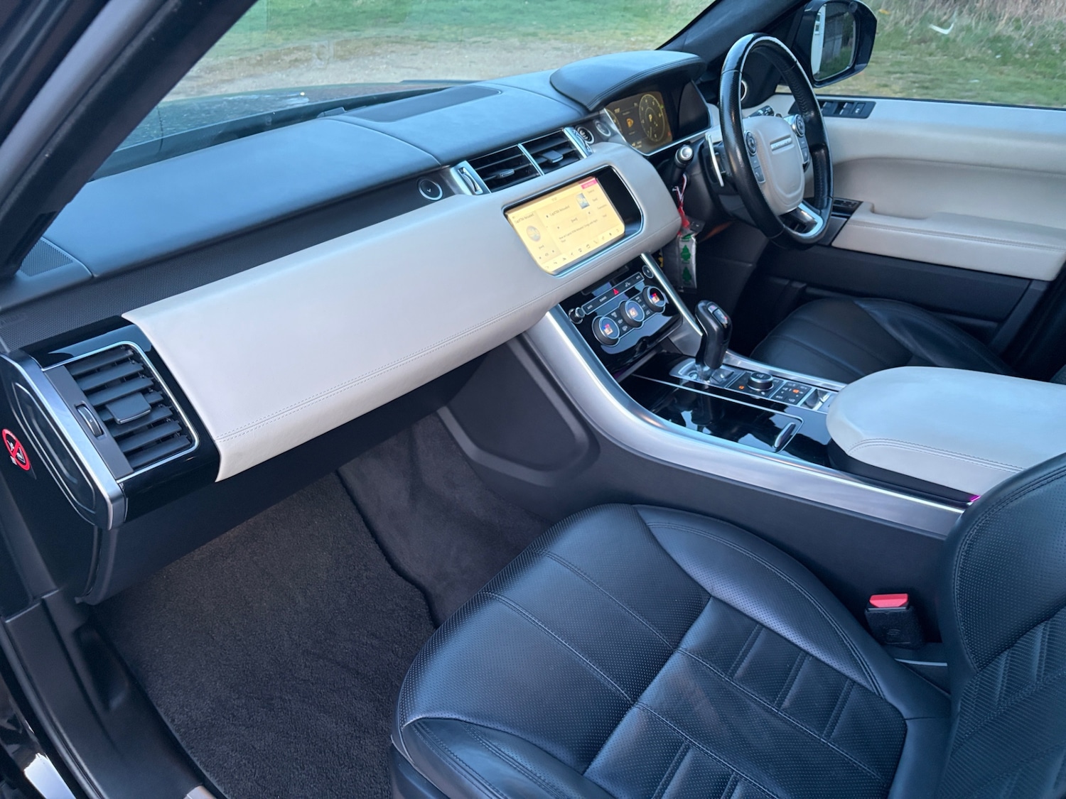 Used Land Rover Range Rover Sport 2018 for sale - 77888268: Photo 13