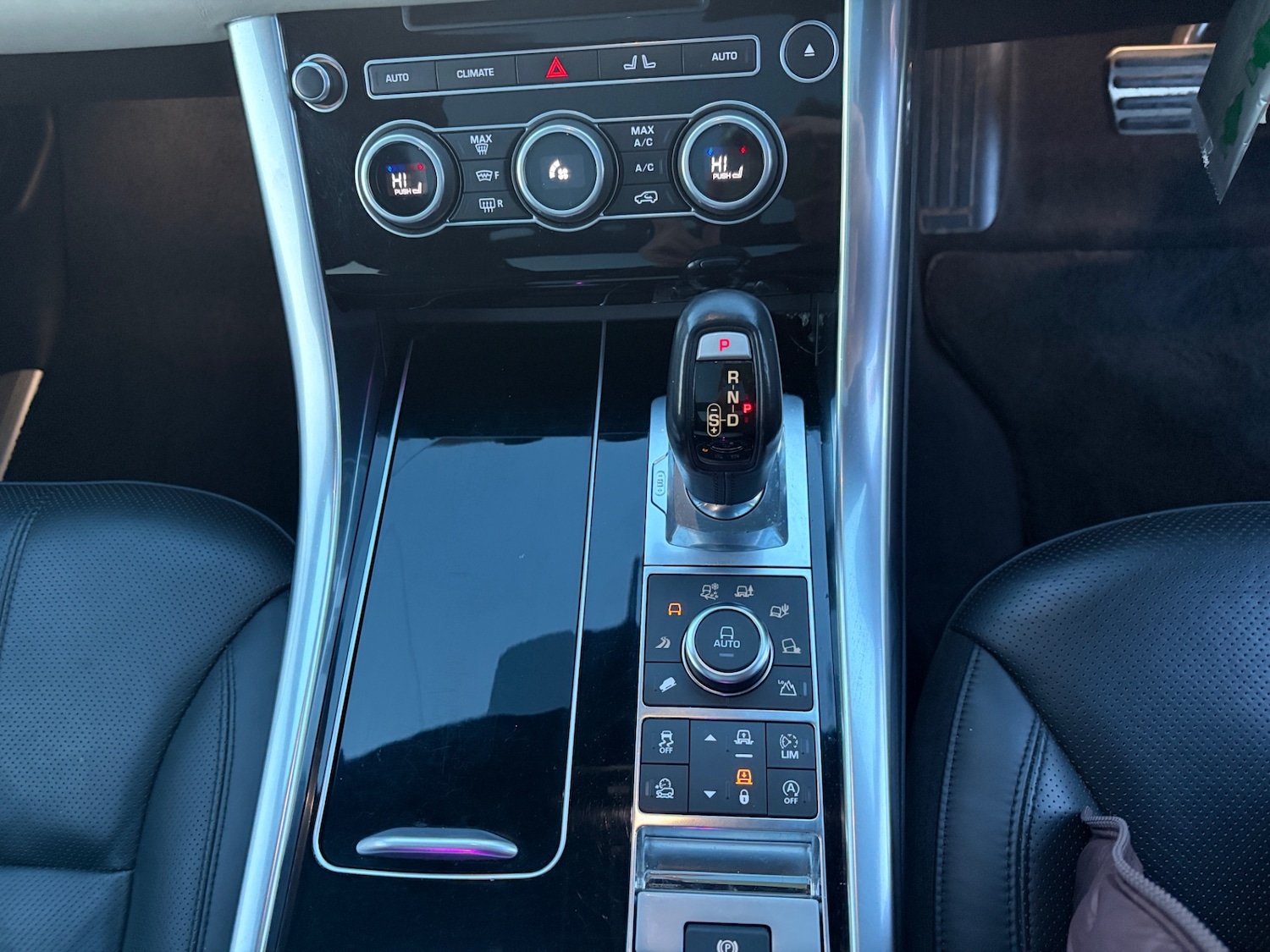 Used Land Rover Range Rover Sport 2018 for sale - 77888268: Photo 8