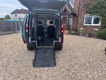 Used Renault Kangoo 2010 for sale - 76589750: Photo