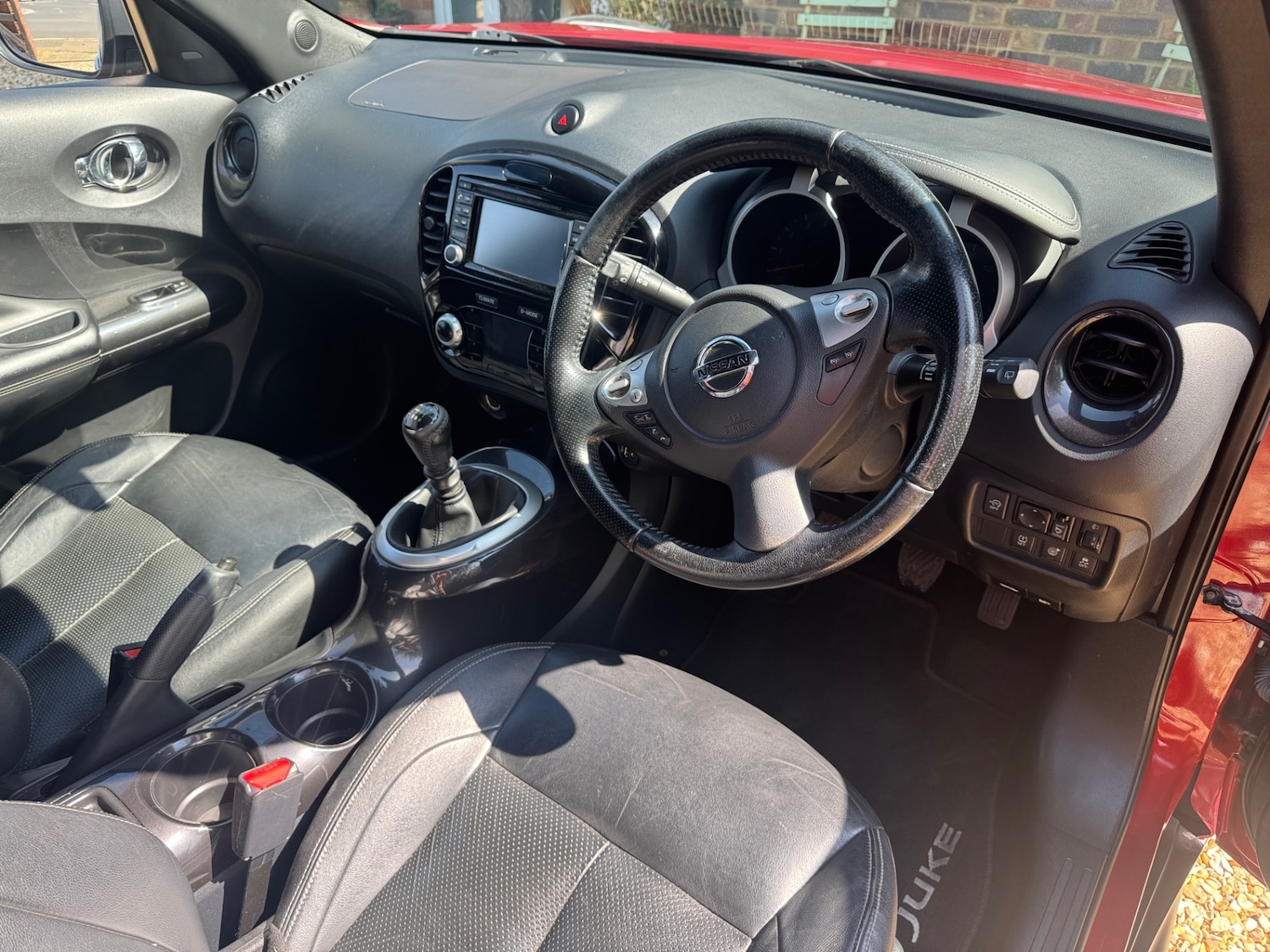 Used Nissan Juke 2015 for sale - 76375618: Photo 17
