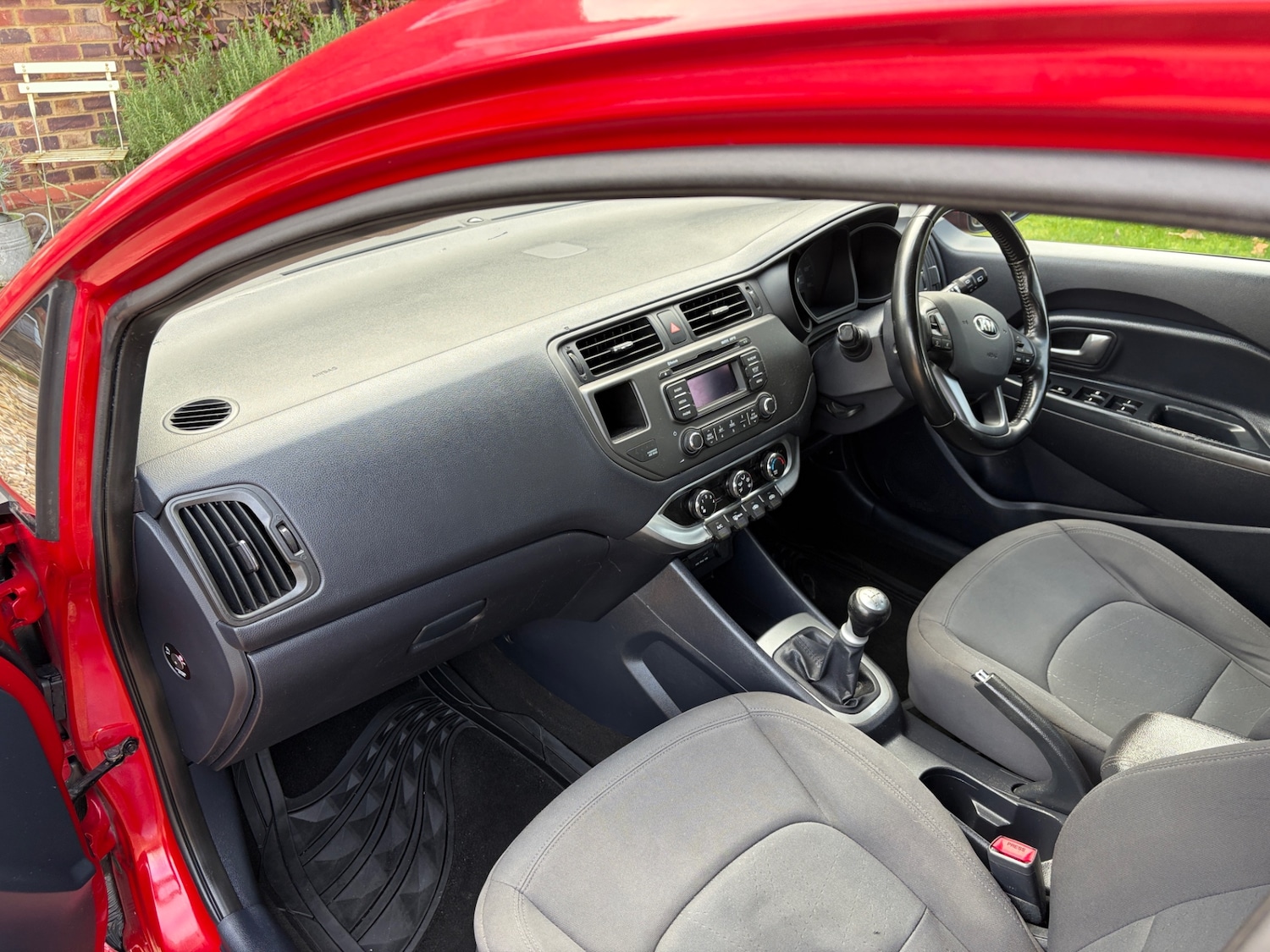 Used Kia Rio 2014 for sale - 77807555: Photo 8