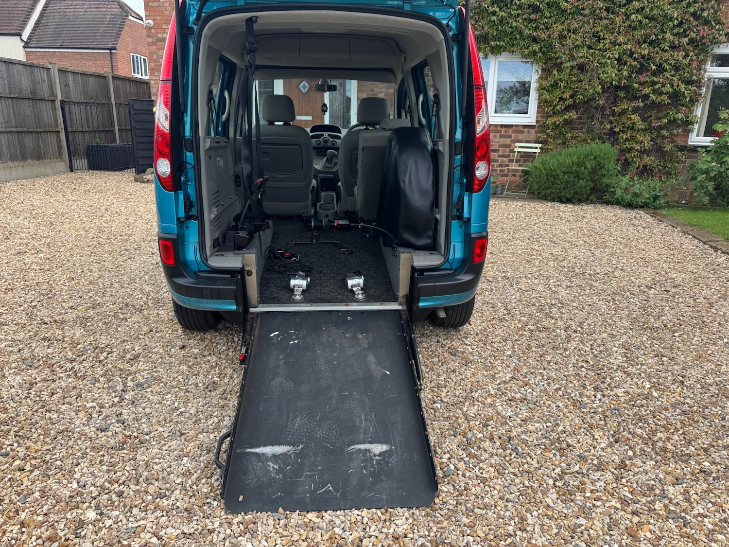 Used Renault Kangoo 2010 for sale - 76340223: Photo 10