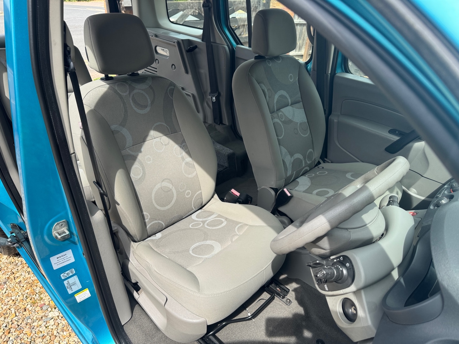 Used Renault Kangoo 2010 for sale - 76340223: Photo 7