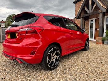 Used Ford Fiesta 2018 for sale - 75541876: Photo