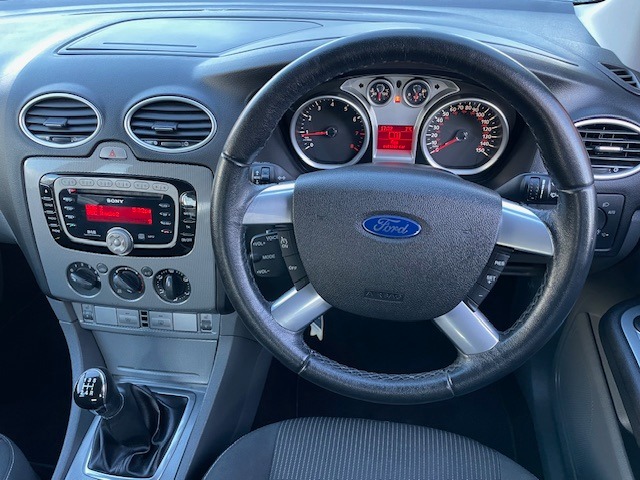 Used Ford Focus 2011 for sale - 77878581: Photo 10