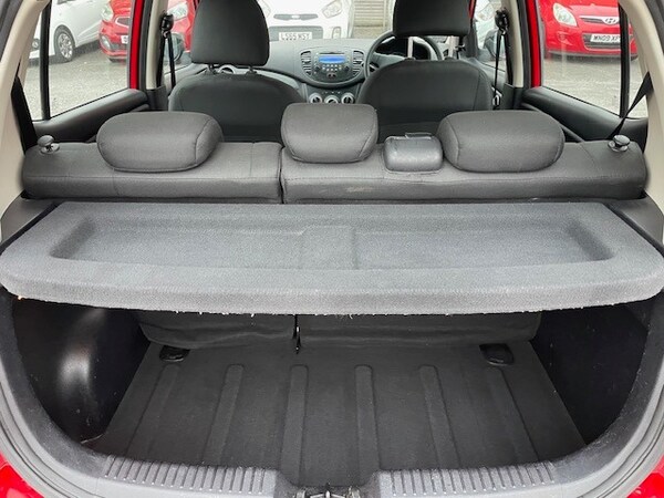 Used Hyundai i10 2012 for sale - 76234485: Photo 6