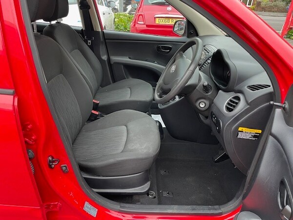 Used Hyundai i10 2012 for sale - 76234485: Photo 8