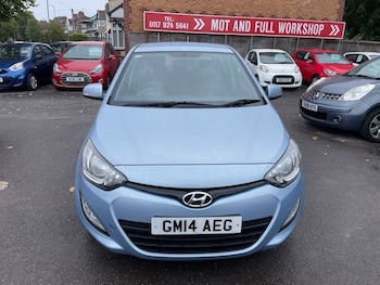 Used Hyundai i20 2014 for sale - 75829794: Photo