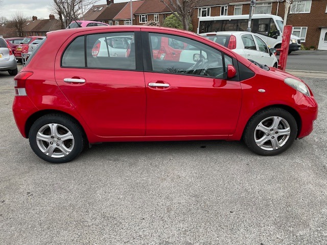 Used Toyota Yaris 2010 for sale - 77667966: Photo 4