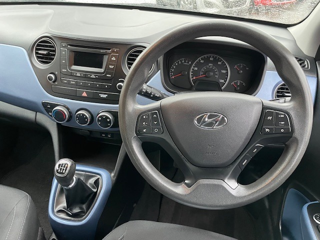 Used Hyundai i10 2014 for sale - 76363802: Photo 10