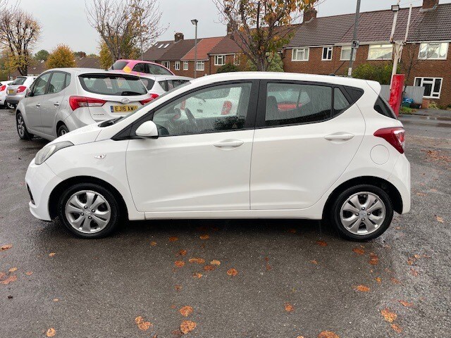 Used Hyundai i10 2014 for sale - 76363802: Photo 5