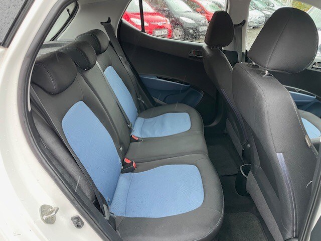 Used Hyundai i10 2014 for sale - 76363802: Photo 8