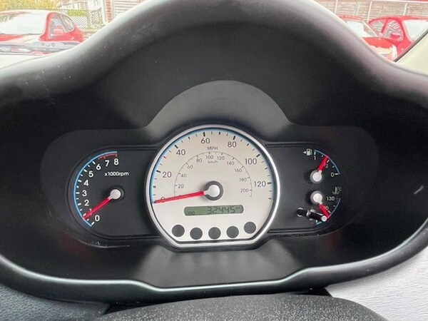 Used Hyundai i10 2009 for sale - 76243919: Photo 10