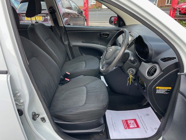 Used Hyundai i10 2011 for sale - 77504595: Photo 7