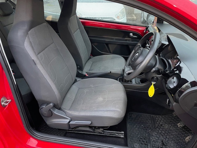 Used Volkswagen up! 2014 for sale - 76738398: Photo 9