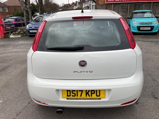 Used Fiat Punto 2017 for sale - 77666700: Photo 6