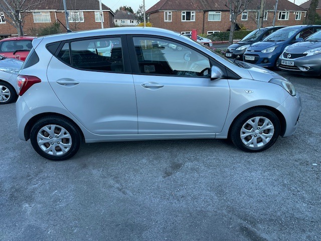 Used Hyundai i10 2014 for sale - 77937607: Photo 3