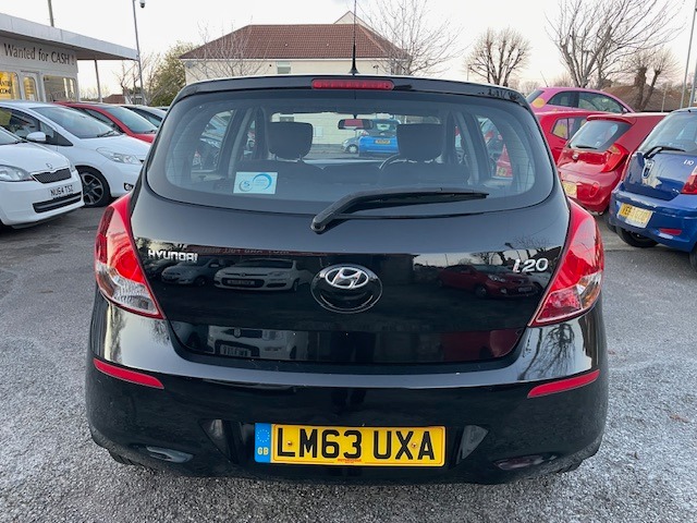 Used Hyundai i20 2014 for sale - 76653149: Photo 5