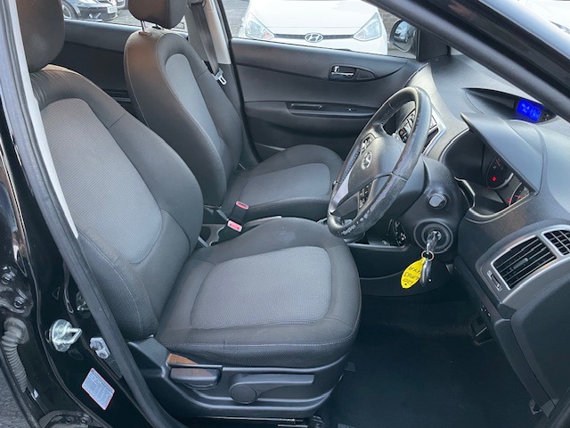 Used Hyundai i20 2014 for sale - 76653149: Photo 7