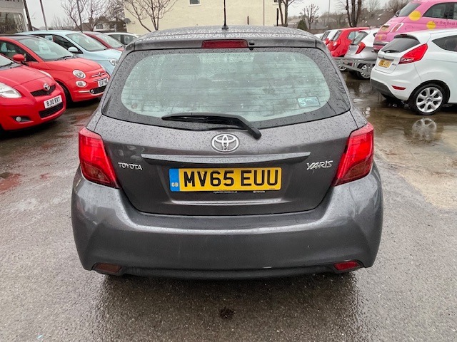 Used Toyota Yaris 2015 for sale - 77151706: Photo 6