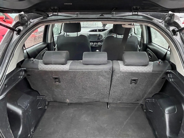 Used Toyota Yaris 2015 for sale - 77151706: Photo 7