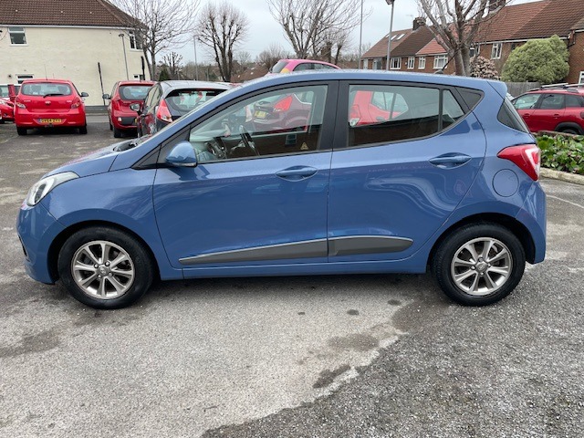 Used Hyundai i10 2015 for sale - 77591676: Photo 4