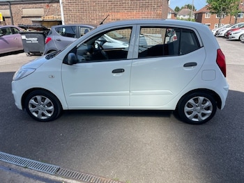 Used Hyundai i10 2013 for sale - 78669429: Photo
