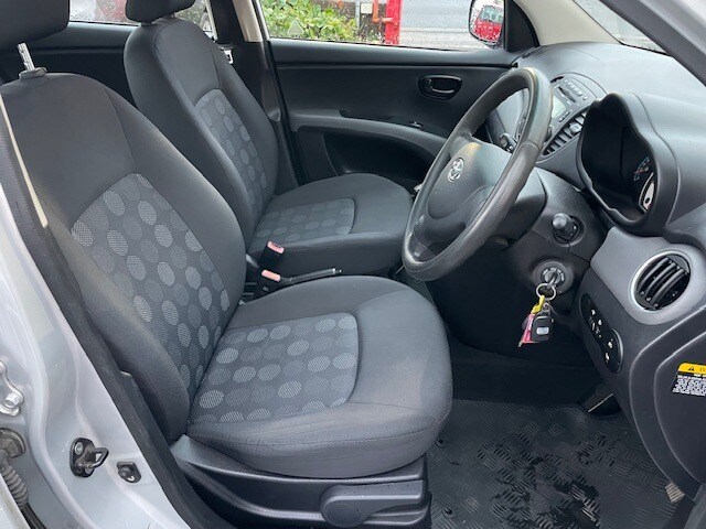 Used Hyundai i10 2010 for sale - 77505828: Photo 7