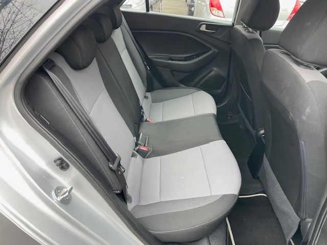 Used Hyundai i20 2018 for sale - 78042339: Photo 7