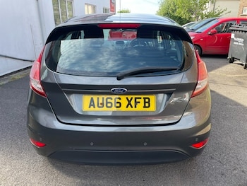 Used Ford Fiesta 2016 for sale - 79021434: Photo