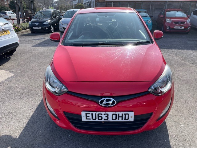 Used Hyundai i20 2013 for sale - 77989169: Photo 2