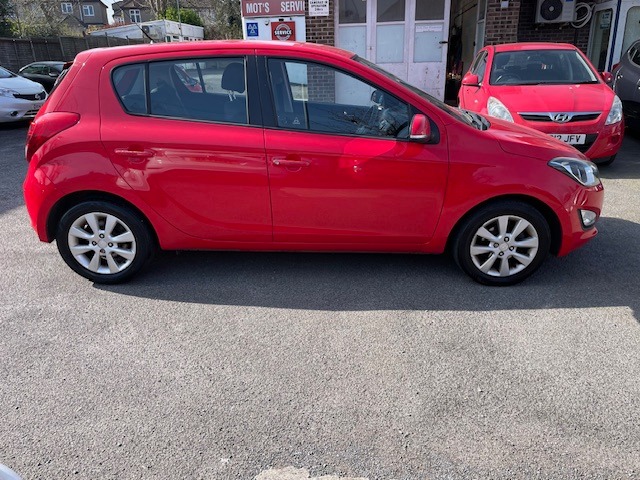 Used Hyundai i20 2013 for sale - 77989169: Photo 3