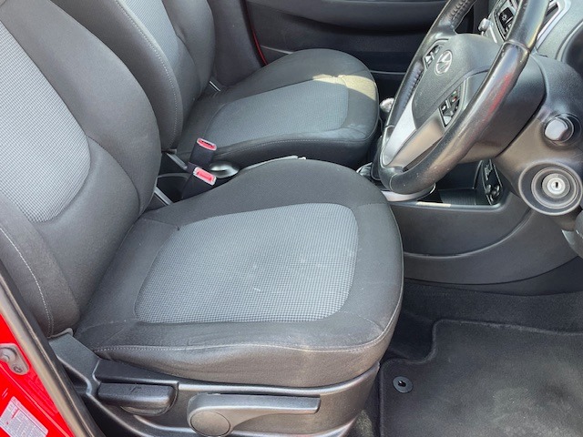 Used Hyundai i20 2013 for sale - 77989169: Photo 9