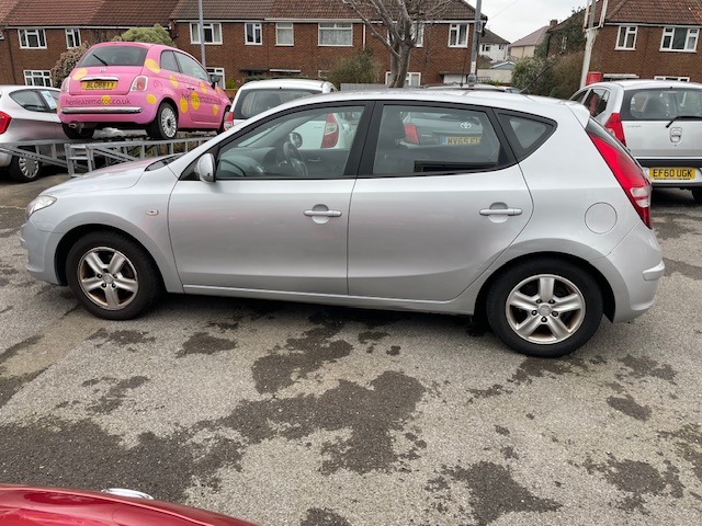 Used Hyundai i30 2009 for sale - 77339668: Photo 5